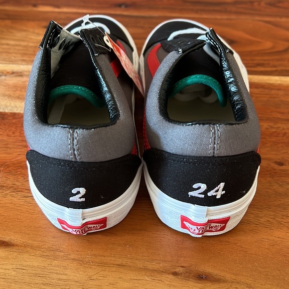 NWT Vans Old Skool Grey and Black Shoes with Red Stripe Size 6 - Picture 4 of 9